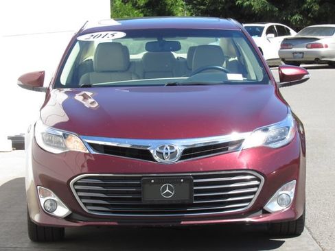 Used 2015 Toyota Avalon XLE Touring FWD image 3
