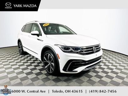 Used 2022 Volkswagen Tiguan SEL R-Line