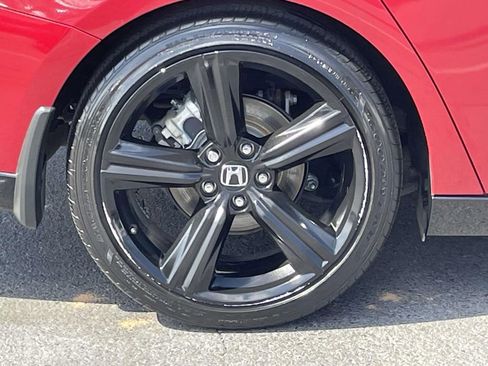 Used 2023 Honda Accord Sport image 12