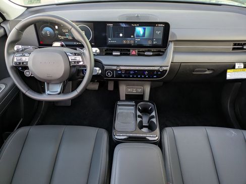 New 2026 Hyundai Ioniq 5 SEL image 14