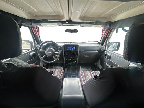 Used 2009 Jeep Wrangler Unlimited X AWD/4WD image 22