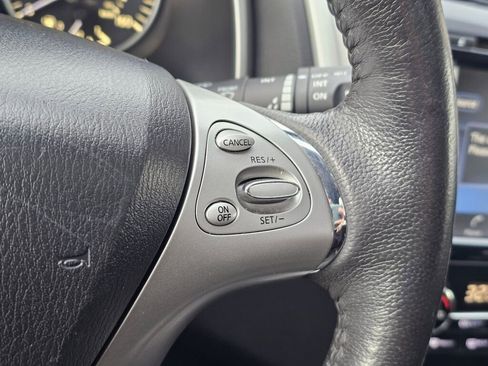 Used 2015 Nissan Murano SV AWD/4WD image 28