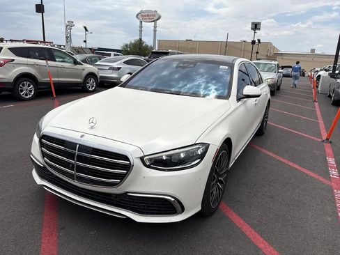 Used 2022 Mercedes-Benz S 500 4MATIC image 1