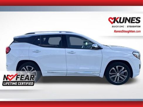 Used 2018 GMC Terrain Denali w/ Comfort Package AWD/4WD image 9