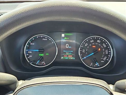 Used 2022 Toyota RAV4 XLE image 11