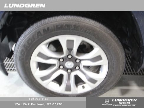 Used 2023 RAM 1500 Limited w/ Body Color Bumper Group AWD/4WD image 16
