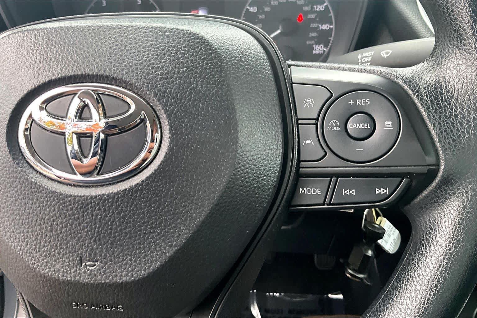 Used 2024 Toyota Corolla LE FWD image 24
