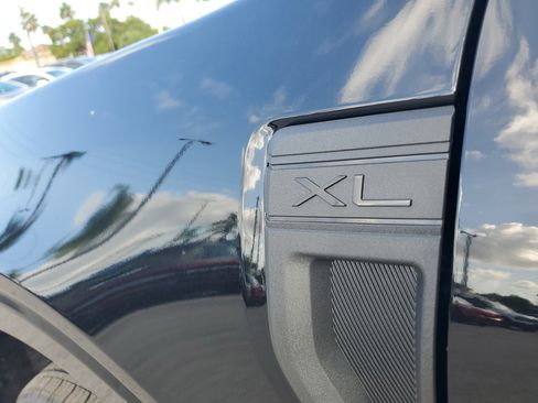 New 2026 Ford Maverick XL FWD image 8