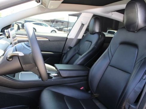 Used 2023 Tesla Model 3 Standard Range RWD image 34