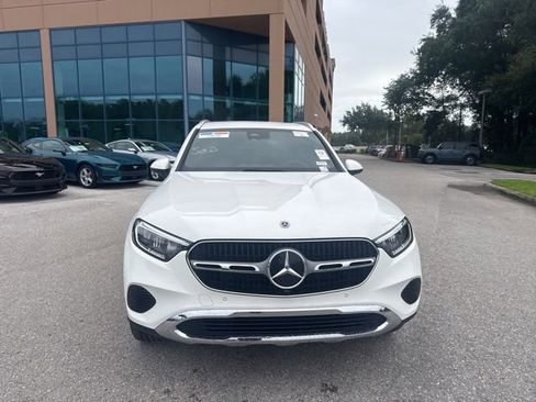 Used 2025 Mercedes-Benz GLC 300 image 11