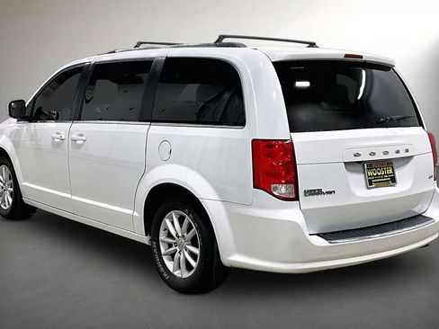 Used 2020 Dodge Grand Caravan SXT image 4