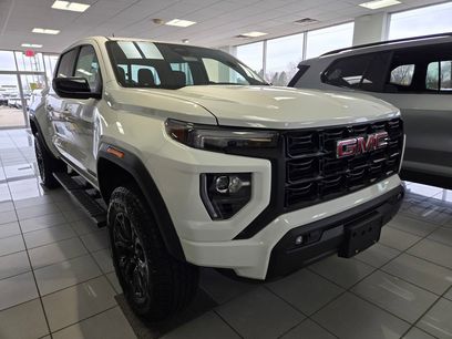 New 2025 GMC Canyon Elevation w/ Convenience Package