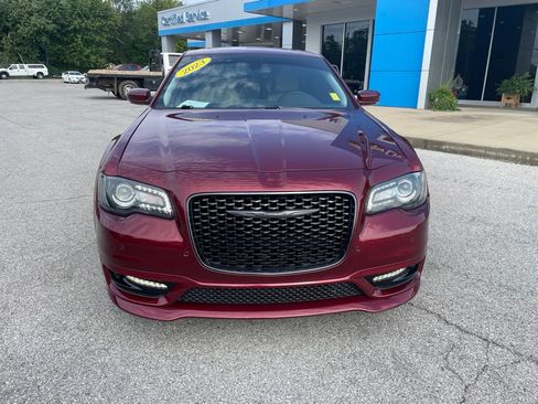 Used 2023 Chrysler 300 Touring L w/ Popular Equipment Group RWD image 2