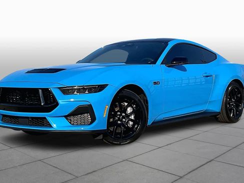 Used 2024 Ford Mustang GT Premium image 2