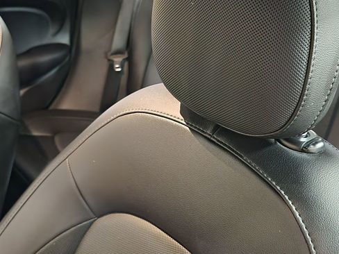 Used 2019 MINI Cooper 4-Door Hardtop image 33