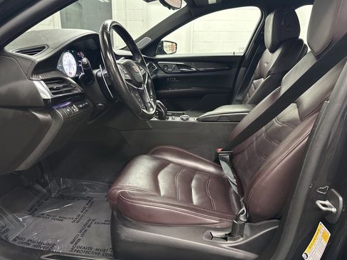 Used 2019 Cadillac CT6 V w/ Driver Assist Package image 21