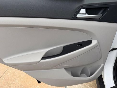 Used 2020 Hyundai Tucson Value FWD image 13