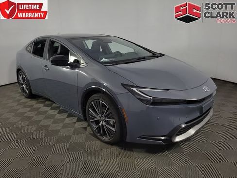 Used 2025 Toyota Prius Limited FWD image 1
