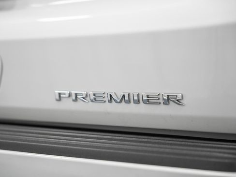 Used 2025 Chevrolet Tahoe Premier w/ Sun And Tow Package image 21