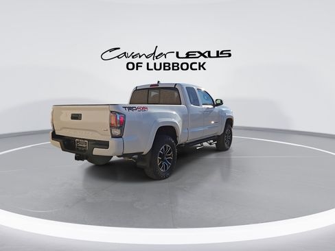 Used 2020 Toyota Tacoma TRD Sport image 8