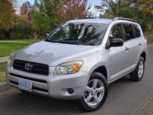 Used 2008 Toyota RAV4 4WD w/ 3rd Row image 7