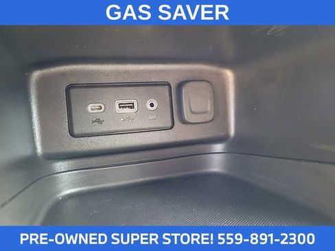 Used 2023 Chevrolet Equinox LS image 21