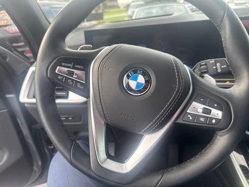 Used 2025 BMW X5 xDrive40i w/ Parking Assistance Package AWD/4WD image 15