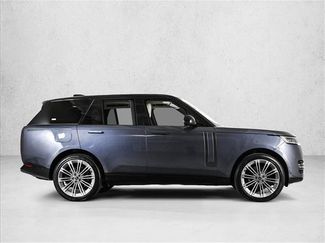 Used 2025 Land Rover Range Rover SE AWD/4WD video 4