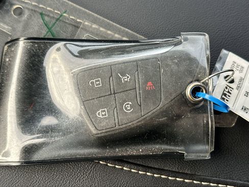 Certified 2025 GMC Acadia Elevation image 35