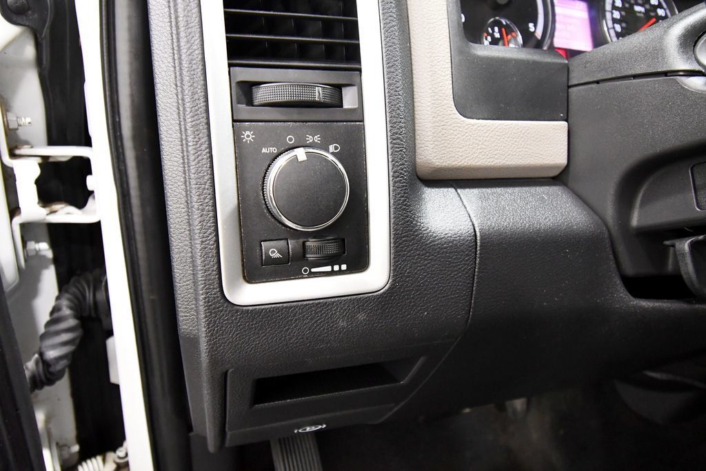 Used 2010 Dodge Ram 2500 Truck SLT AWD/4WD image 18