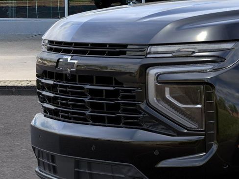 New 2026 Chevrolet Suburban RST image 37