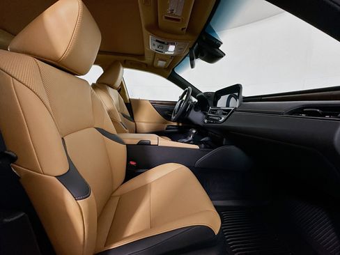 Used 2023 Lexus ES 350 w/ Premium Package image 32