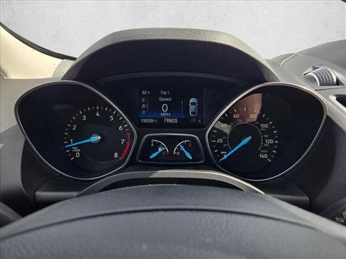 Used 2019 Ford Escape SE FWD image 12
