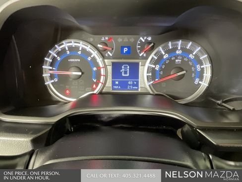 Used 2018 Toyota 4Runner SR5 Premium image 40