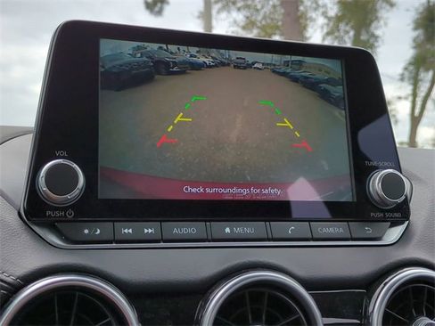 Used 2021 Nissan Sentra SV image 19