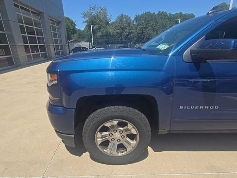 Used 2018 Chevrolet Silverado 1500 LT w/ All Star Edition AWD/4WD image 2