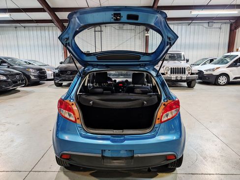 Used 2012 MAZDA MAZDA2 Sport image 19