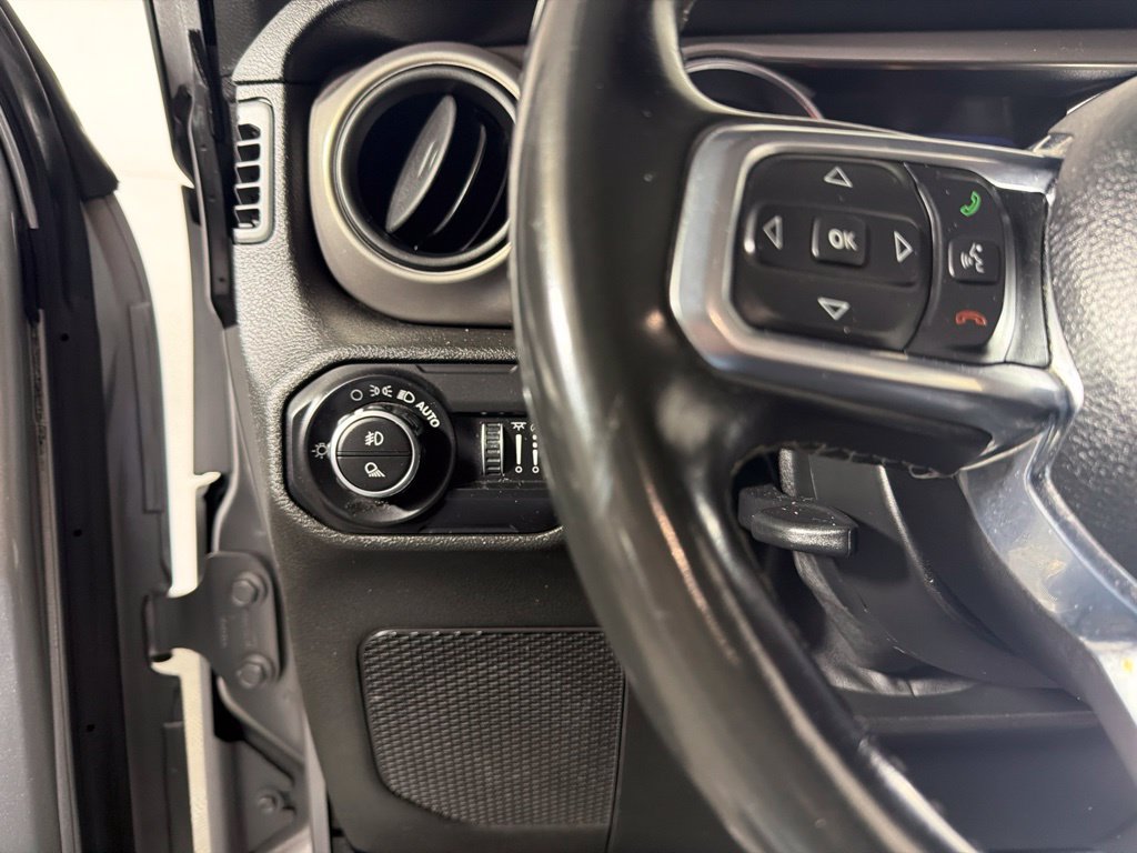 Used 2020 Jeep Gladiator Sport w/ Quick Order Package 24S AWD/4WD image 14