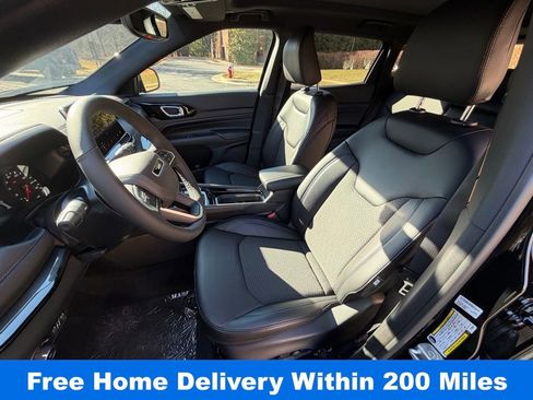 New 2026 Jeep Compass Latitude w/ Sun and Sound Group image 14