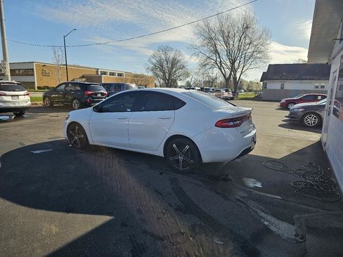 Used 2015 Dodge Dart SXT w/ Sun/Sound Group FWD image 6