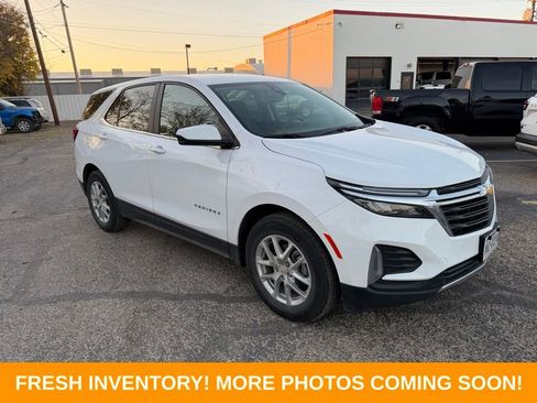 Used 2024 Chevrolet Equinox LT image 1