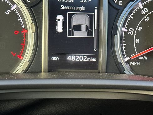 Used 2022 Toyota 4Runner TRD Off-Road Premium image 42