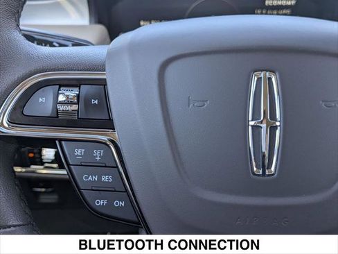 Certified 2023 Lincoln Nautilus FWD w/ Premium Package image 14