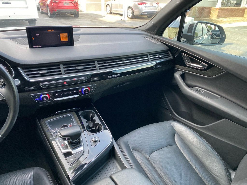 Used 2018 Audi Q7 3.0T Prestige AWD/4WD image 19