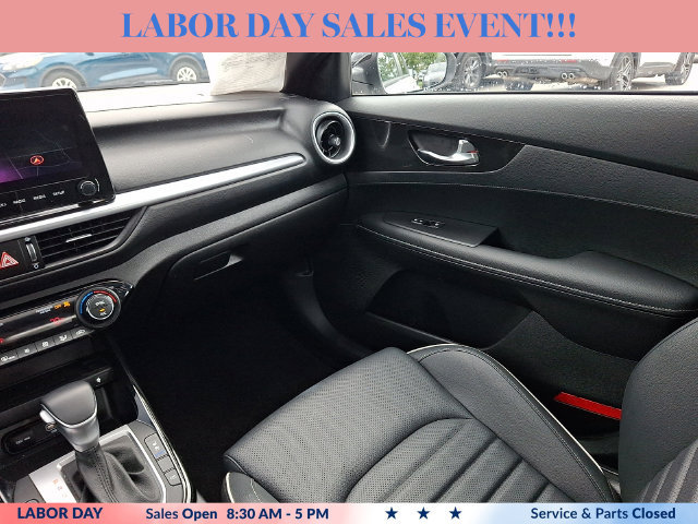 Used 2023 Kia Forte GT-Line w/ GT-Line Premium Package FWD image 16