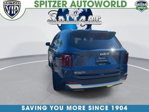 Certified 2024 Kia Sorento S AWD/4WD image 8