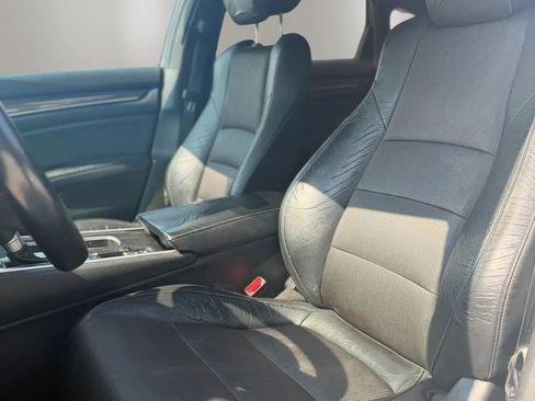 Used 2018 Honda Accord Sport image 11