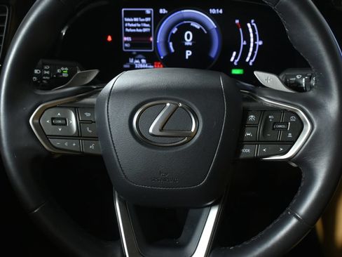 Used 2025 Lexus NX 350h AWD w/ Accessory Package (2T) image 19