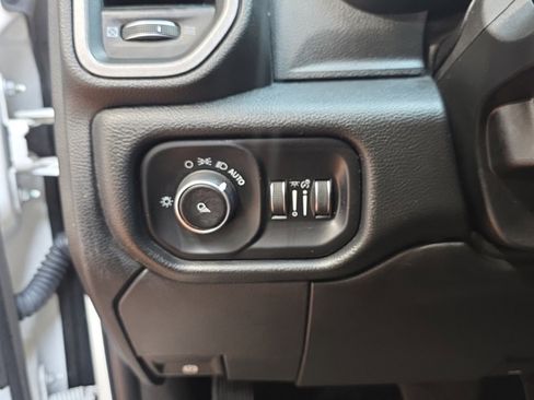 Used 2020 RAM 3500 Tradesman image 24