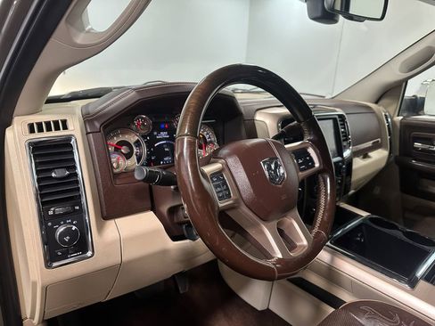 Used 2015 RAM 3500 Laramie Longhorn image 8